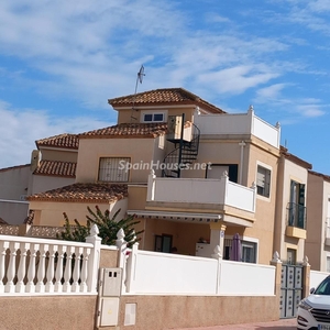 Villa en venta en Algorfa