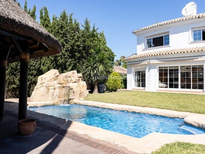 Villa en venta en Mijas Costa