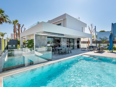 Villa en venta en Playa de San Juan, Alicante