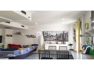 Dúplex en venta en Carrer de Sant Marc en Castellbisbal por 308.000 €