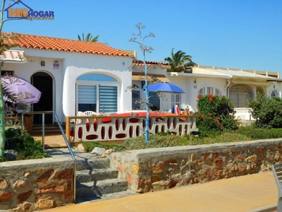 Alquiler Casa unifamiliar Roquetas de Mar. Con terraza 55 m²