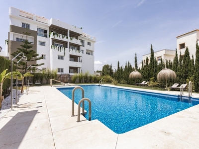 Apartamento en venta en Nueva Andalucía Centro, Marbella, Málaga