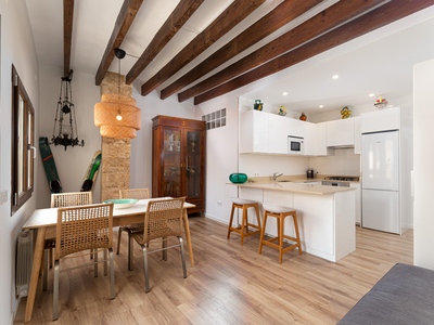 Apartamento renovado y soleado con terraza -Casco Antiguo - Palma de Mallorca