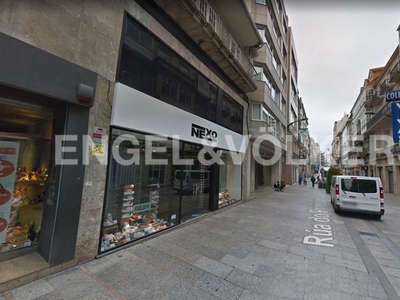 Local comercial Galerías López de Neira, Vigo