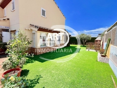 Naquera villa en venta