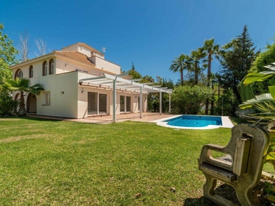 Venta Casa unifamiliar en Del Prado 40 Marbella. Con terraza 418 m²