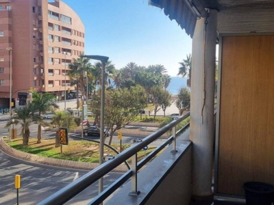 Venta Piso Málaga. Piso de cuatro habitaciones Segunda planta con terraza