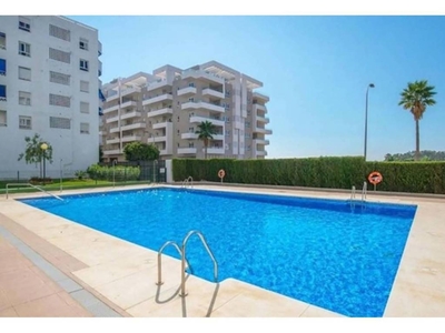 Venta Piso Marbella. Piso de cuatro habitaciones en Avenida Valle Inclan. Buen estado sexta planta con terraza