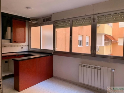 Venta Piso Móstoles. Piso de tres habitaciones Tercera planta con terraza