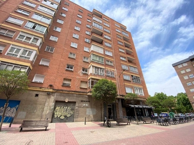 Venta Piso Valladolid. Piso de cuatro habitaciones Tercera planta
