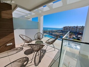 Impresionante apartamento en primera linea de playa de Denia