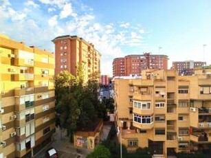 Piso de tres habitaciones Barrio Arroyo - Santa Justa, San José-San Carlos-Fontanal, Sevilla