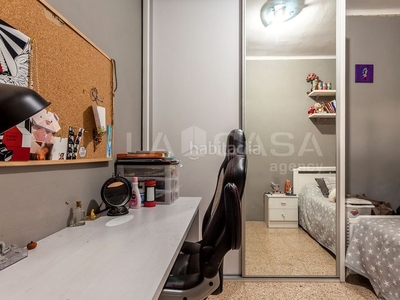 Ático ****precioso atico con terraza!***** en Centre Hospitalet de Llobregat (L´)