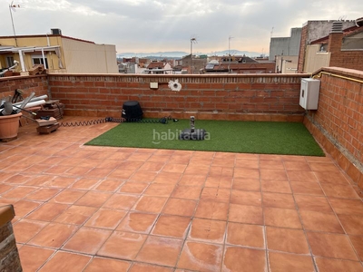 Casa adosada con 7 habitaciones con calefacción y vistas a la montaña en Sabadell