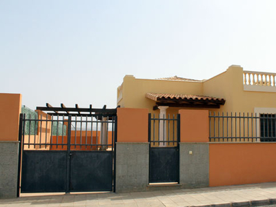 Casa en Calle JACK NICLAUS, S/N, La Oliva