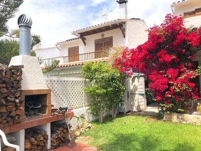 Casa en carrer vallespir casa preciosa independiente en Roda de Barà