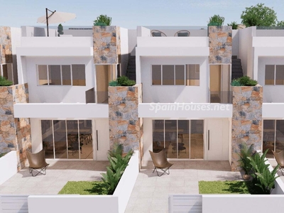 Chalet en venta en Los Almendros-La Florida, Orihuela