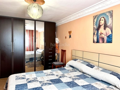 Piso con 3 habitaciones con calefacción, aire acondicionado y vistas al mar en Constantí