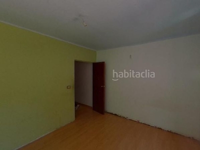 Piso de 2 habitaciones ideal parejas en Lloreda Badalona