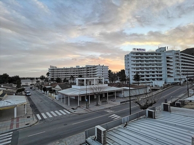 Piso en venta en Port d'Alcúdia - Platja d'Alcúdia de 5 habitaciones con piscina y balcón
