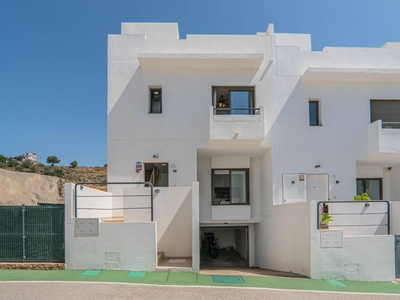 Venta Casa adosada en Calendula (chilches) Vélez-Málaga. Con terraza 183 m²