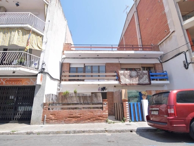 Venta Casa adosada en Carrer del Doctor Dachs Calafell. Con terraza 148 m²