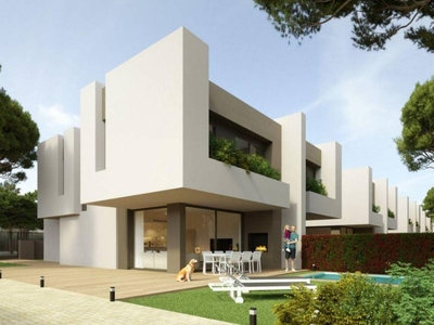 Venta Casa unifamiliar en Calle Osona 4 Mont-roig del Camp. Nueva plaza de aparcamiento 130 m²