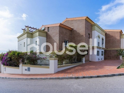 Venta Casa unifamiliar en Residencial Puerto Caleta (Caleta de Vélez) Vélez-Málaga. Buen estado con terraza 229 m²