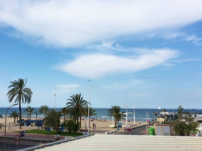 Venta Piso Gandia. Piso de dos habitaciones en Alcoi 1. Primera planta con terraza