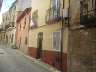 Venta Casa unifamiliar Riudecols. Buen estado con terraza 83 m²