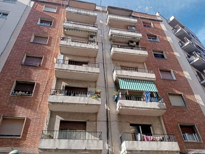 Venta Piso Tarragona. Piso de tres habitaciones en Calle caputxins. Buen estado segunda planta