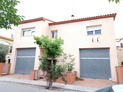 Venta Casa unifamiliar Valls. Buen estado con terraza 234 m²