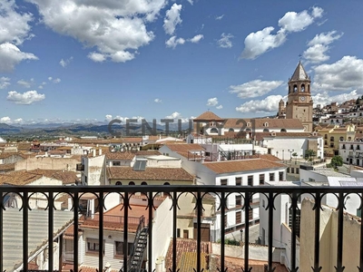 Venta Piso Vélez-Málaga. Piso de cuatro habitaciones Buen estado con terraza