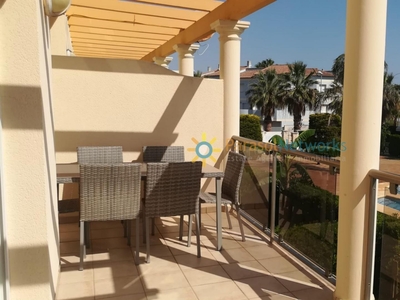 Alquiler de dúplex con piscina y terraza en Oliva, Playa