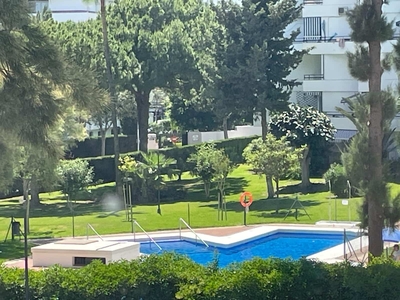 Apartamento en venta en Arroyo de la Miel, Benalmádena, Málaga