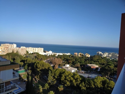 Apartamento en venta en Parque de la Paloma, Benalmádena, Málaga