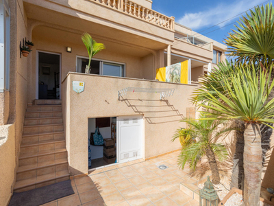 Casa adosada en venta en Cabo Cervera, Torrevieja