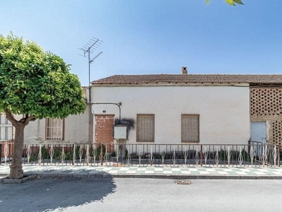 Chalet en venta en Fuente Vaqueros, Granada