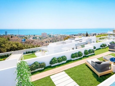 Piso ático en venta en Alto de los Monteros, Marbella