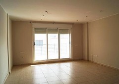 Venta Piso Chilches - Xilxes. Piso de tres habitaciones Con terraza