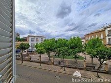 Venta Piso en Plaza Alfonso XII Nueva. Linares. Buen estado primera planta con terraza