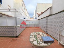 Venta Piso Linares. Piso de cuatro habitaciones en Calle Gumersindo Azcárate. Buen estado primera planta con balcón