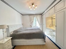 Alquiler chalet casa / villa de 3 dormitorios con 90m² terraza en alquiler en milla de oro en Marbella