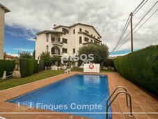 Apartamento en venta en Carrer del Vallespir, cerca de Carrer de Santa Coloma