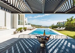 Chalet con 5 habitaciones con parking, piscina, calefacción, aire acondicionado y vistas al mar en Benahavís