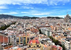 Piso con 3 habitaciones con ascensor, parking, calefacción, vistas al mar y vistas a la montaña en Barcelona