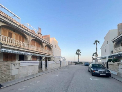 Alquiler Piso Santa Pola. Piso de tres habitaciones en Cl Ensayo General 8. Buen estado con terraza