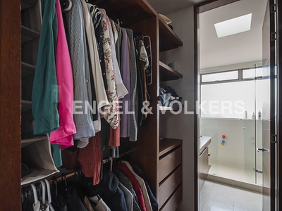 Apartamento con terraza en Santa Bárbara occidental