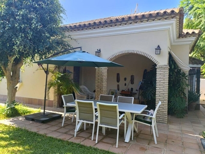 Venta Casa unifamiliar Chiclana de la Frontera. Con terraza 120 m²