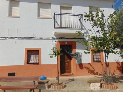 Venta Casa unifamiliar en Calle Ronda 12 Alcaudete de La Jara. Buen estado 188 m²